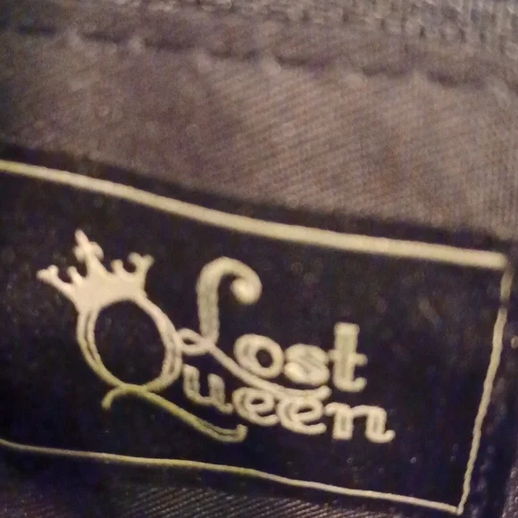 DOLLSKILL LOST QUEEN RED/BLACK TARTAN BACK PACK LOTS OF DETAIL LAST ONE SOLD OUT - Picture 11 of 12